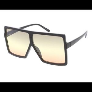 Black oversized sunglasses NWT